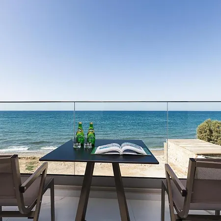 Lägenhet Deux Paradis, A Beachfront Retreat, By Thinkvilla