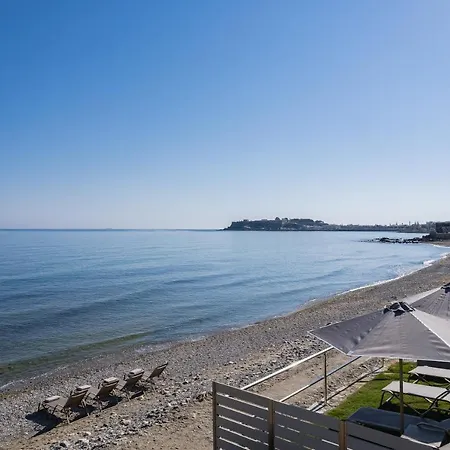 Deux Paradis, A Beachfront Retreat, By Thinkvilla Ретимно