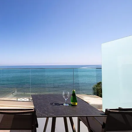 Deux Paradis, A Beachfront Retreat, By Thinkvilla * Rethymno