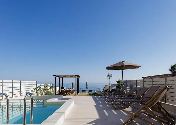 Deux Paradis, A Beachfront Retreat, By Thinkvilla Apartment