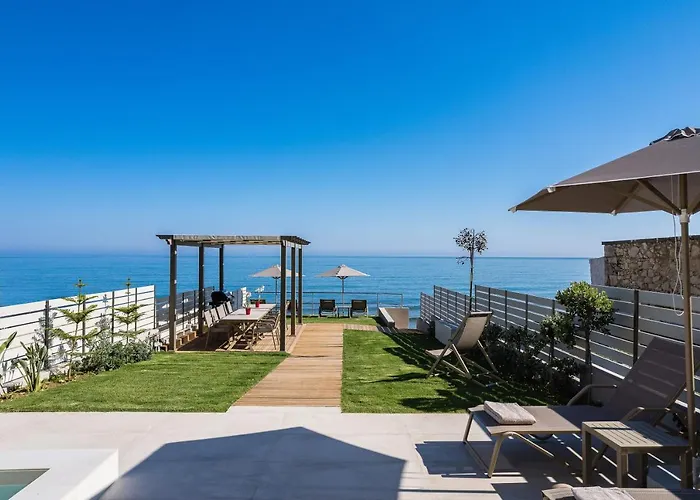 Deux Paradis, A Beachfront Retreat, By Thinkvilla Διαμέρισμα *