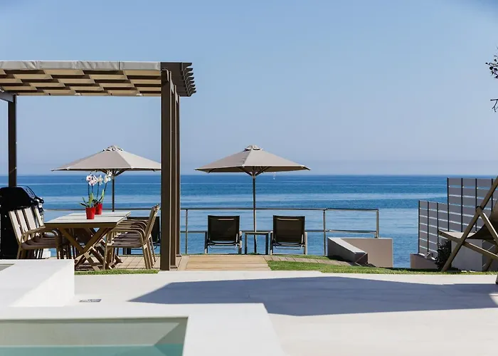 Deux Paradis, A Beachfront Retreat, By Thinkvilla