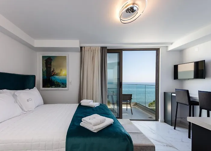 Deux Paradis, A Beachfront Retreat, By Thinkvilla Ρέθυμνο